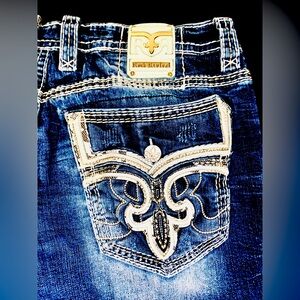Men’s Rock Revival Jeans. Size 40 waist.